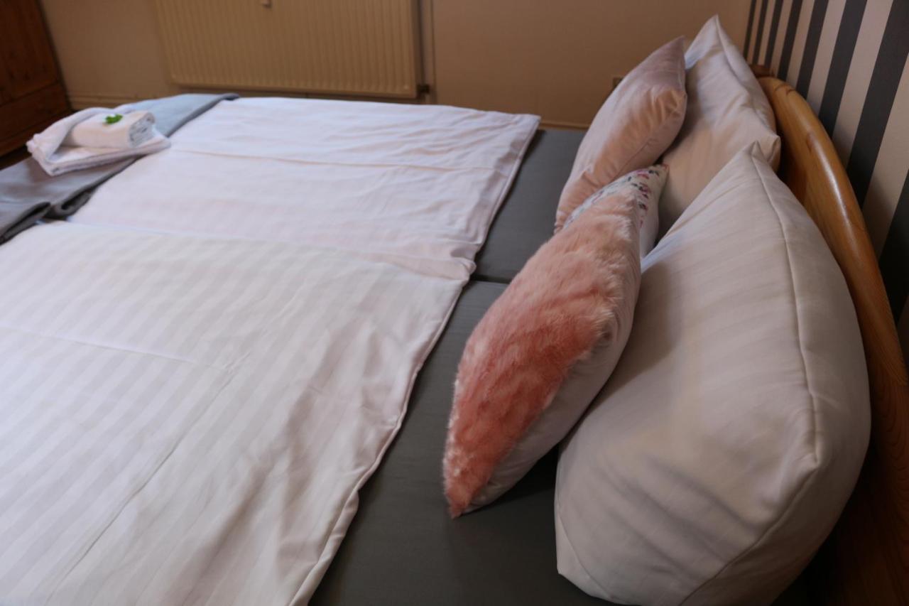 Altstadtcafe Und Pension Havelberg Kültér fotó